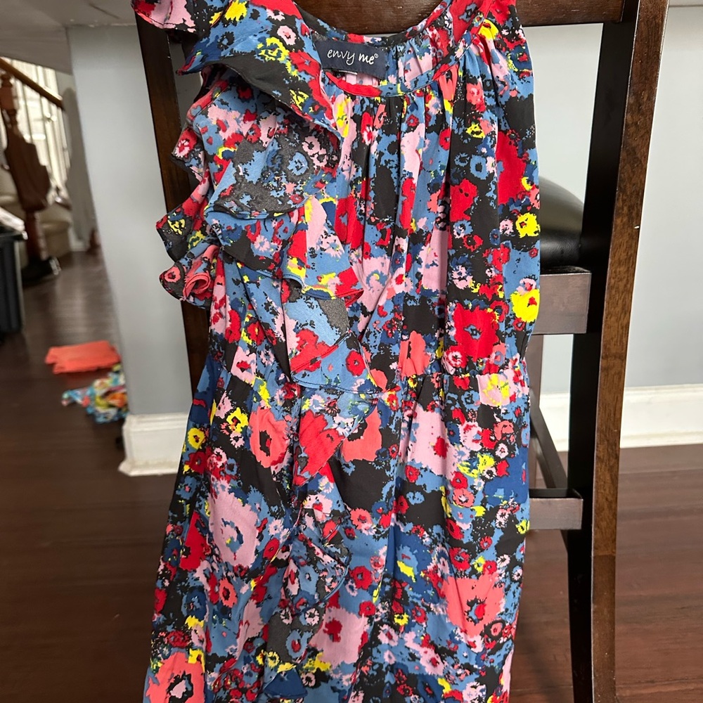 Set of 2 floral dresses